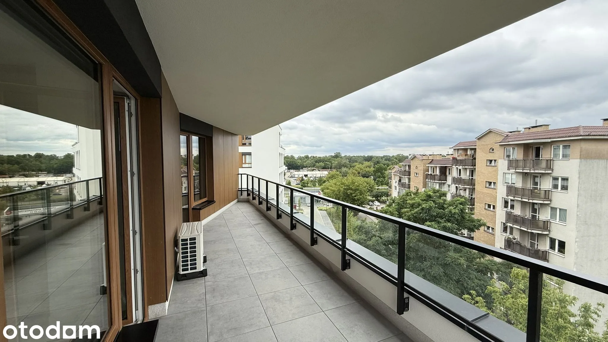 balcony