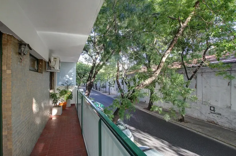 balcony
