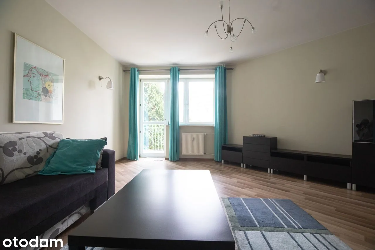 75 m², osobna kuchnia, balkon