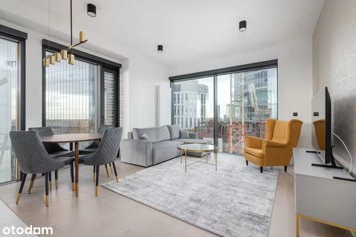 Premium 47 m² apartment in Wola