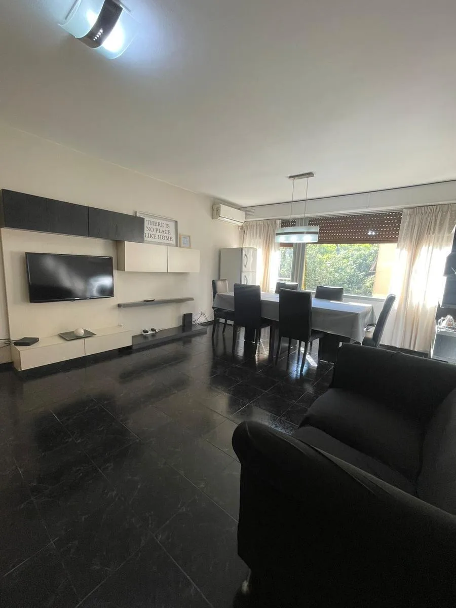 Departamento de 3 ambientes con 2 dormitorios en San Cristóbal