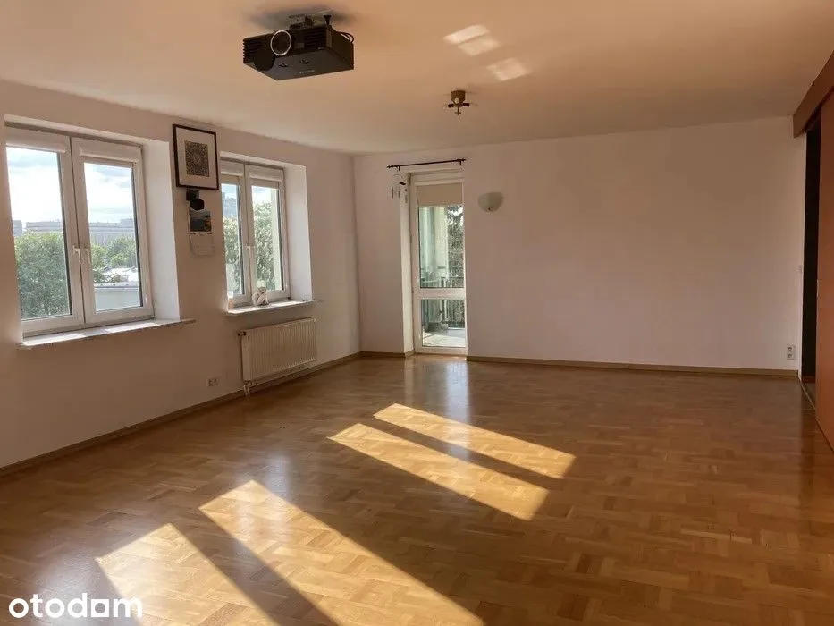 144 m², 4 pokoje, balkon