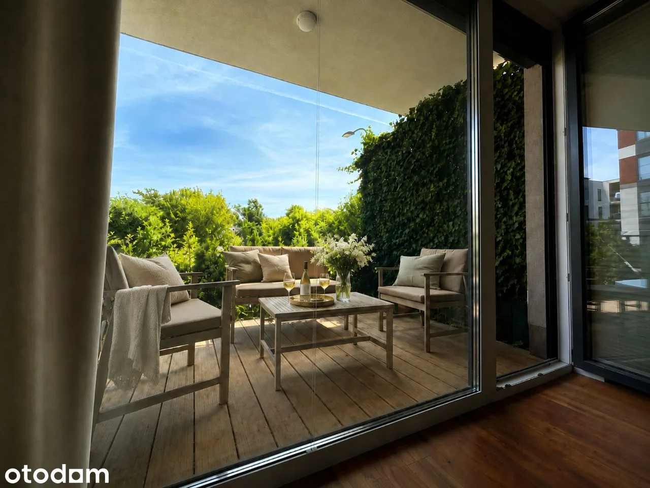 balcony