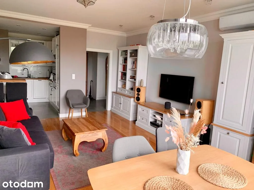 57 m² apartment, Wola