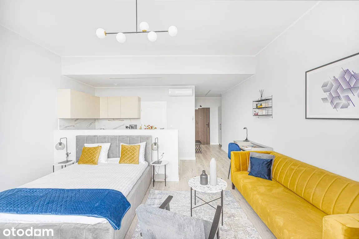 Furnished studio apartment on the top floor in Centrum