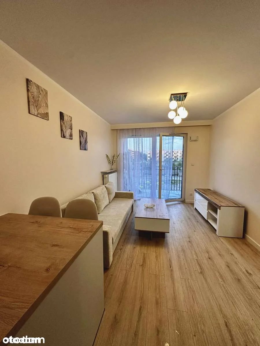 40 m² apartment, balcony and parking