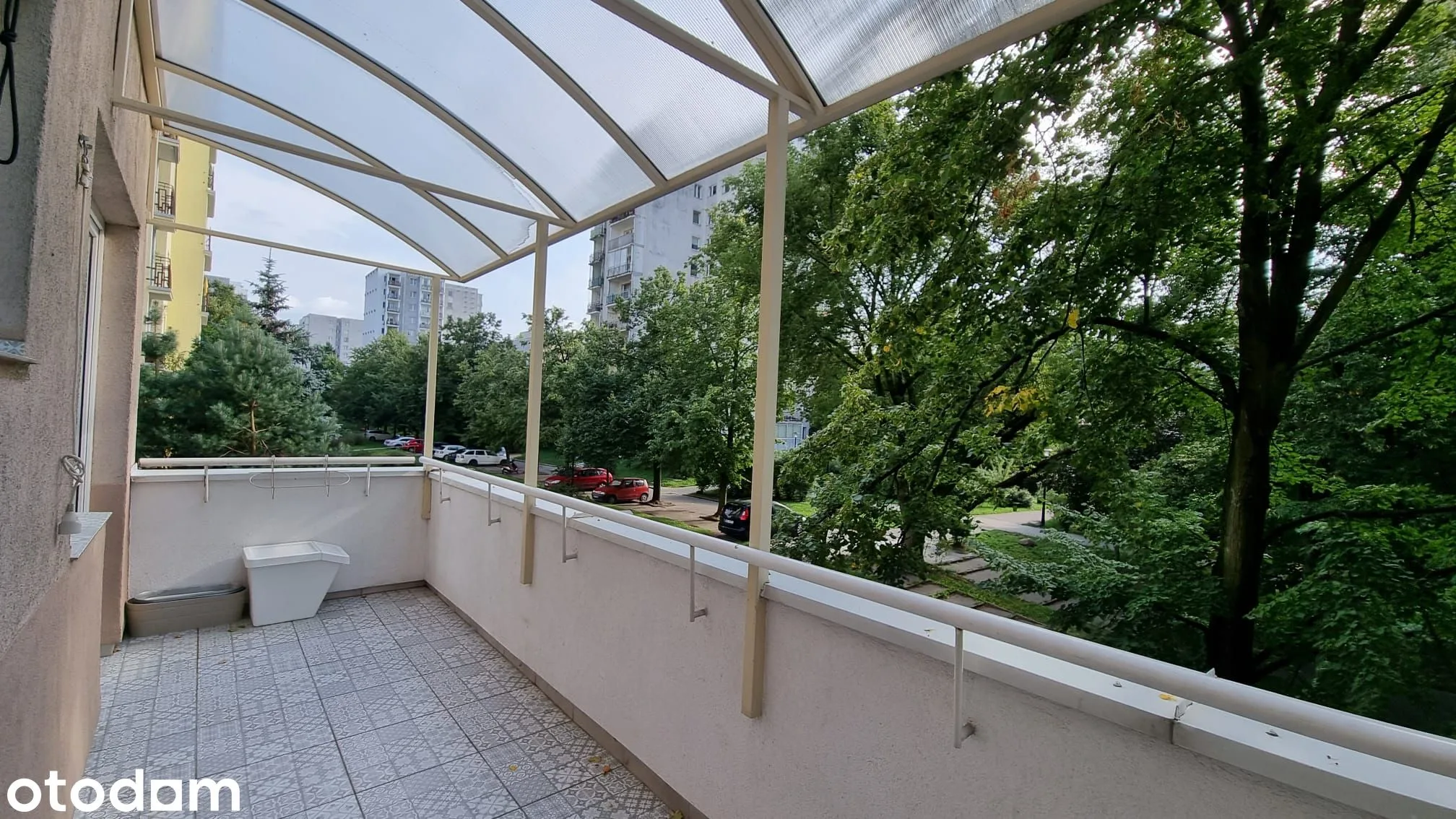 balcony