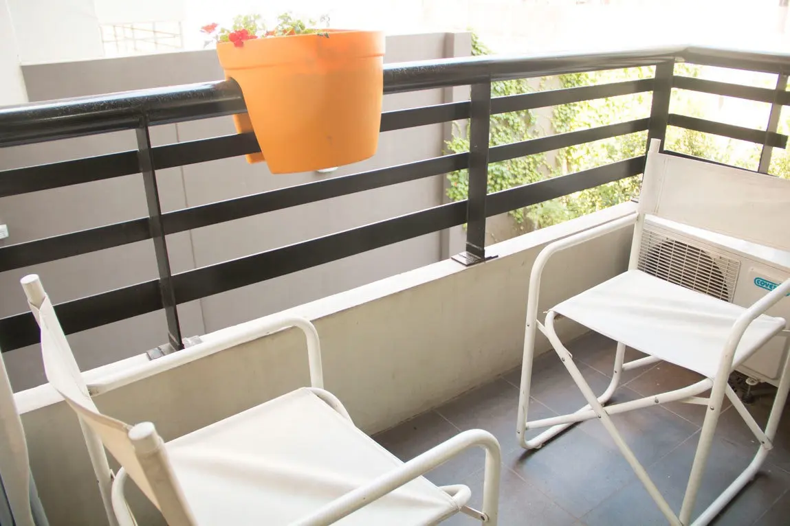 balcony