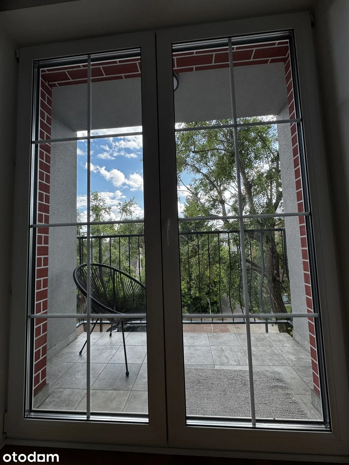 balcony