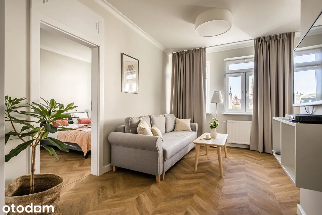 37 m² apartment, Metro M2