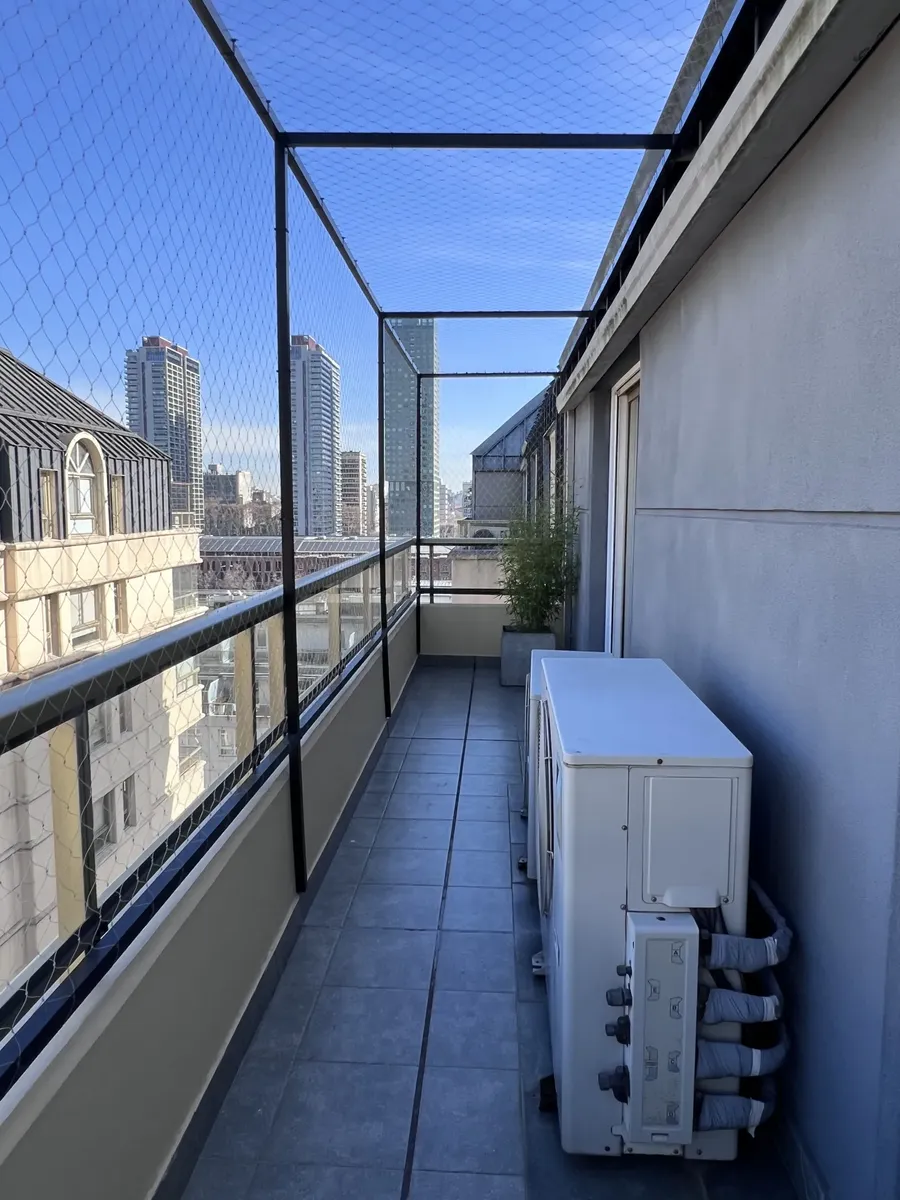 balcony