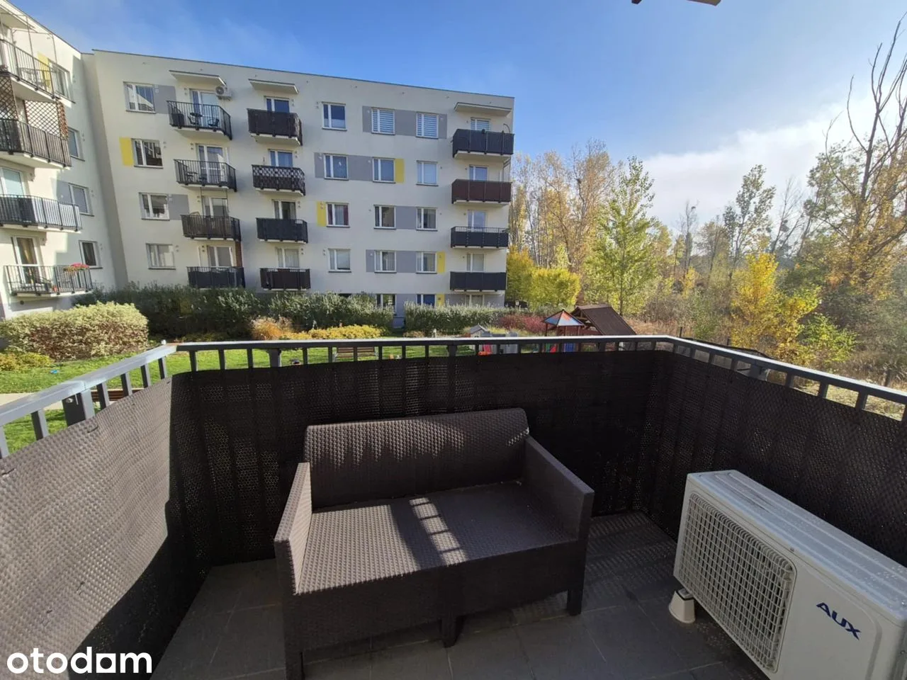 balcony