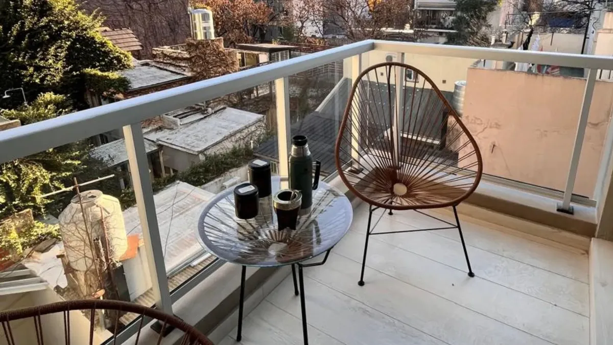 balcony
