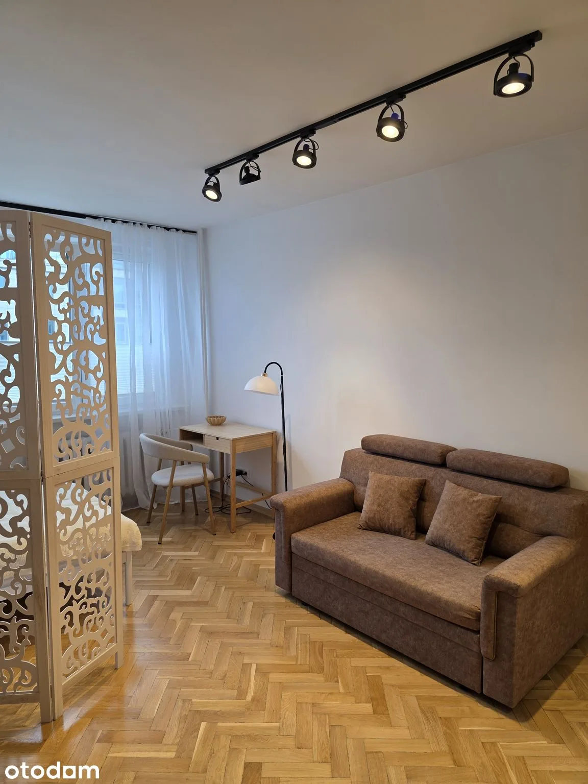 Studio with parking, Śródmieście
