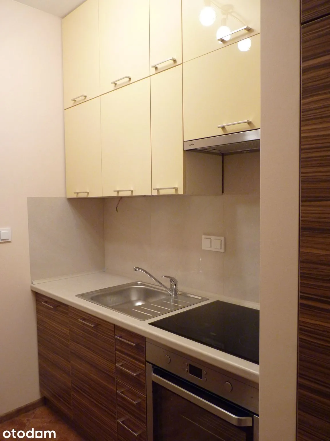 1 sypialnia z balkonem, Bielany
