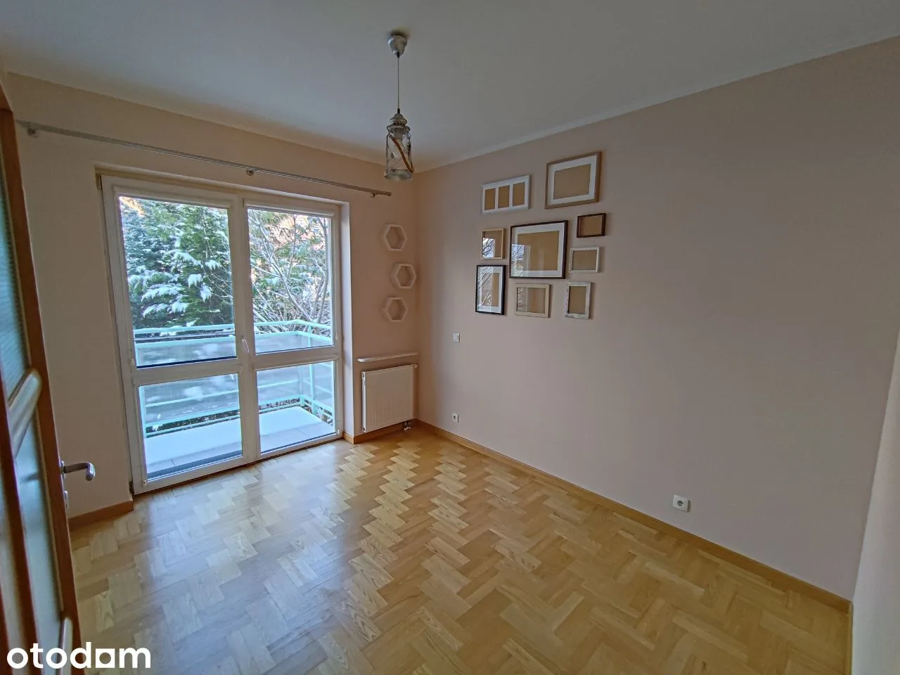 2 pokoje 52 m², garaż