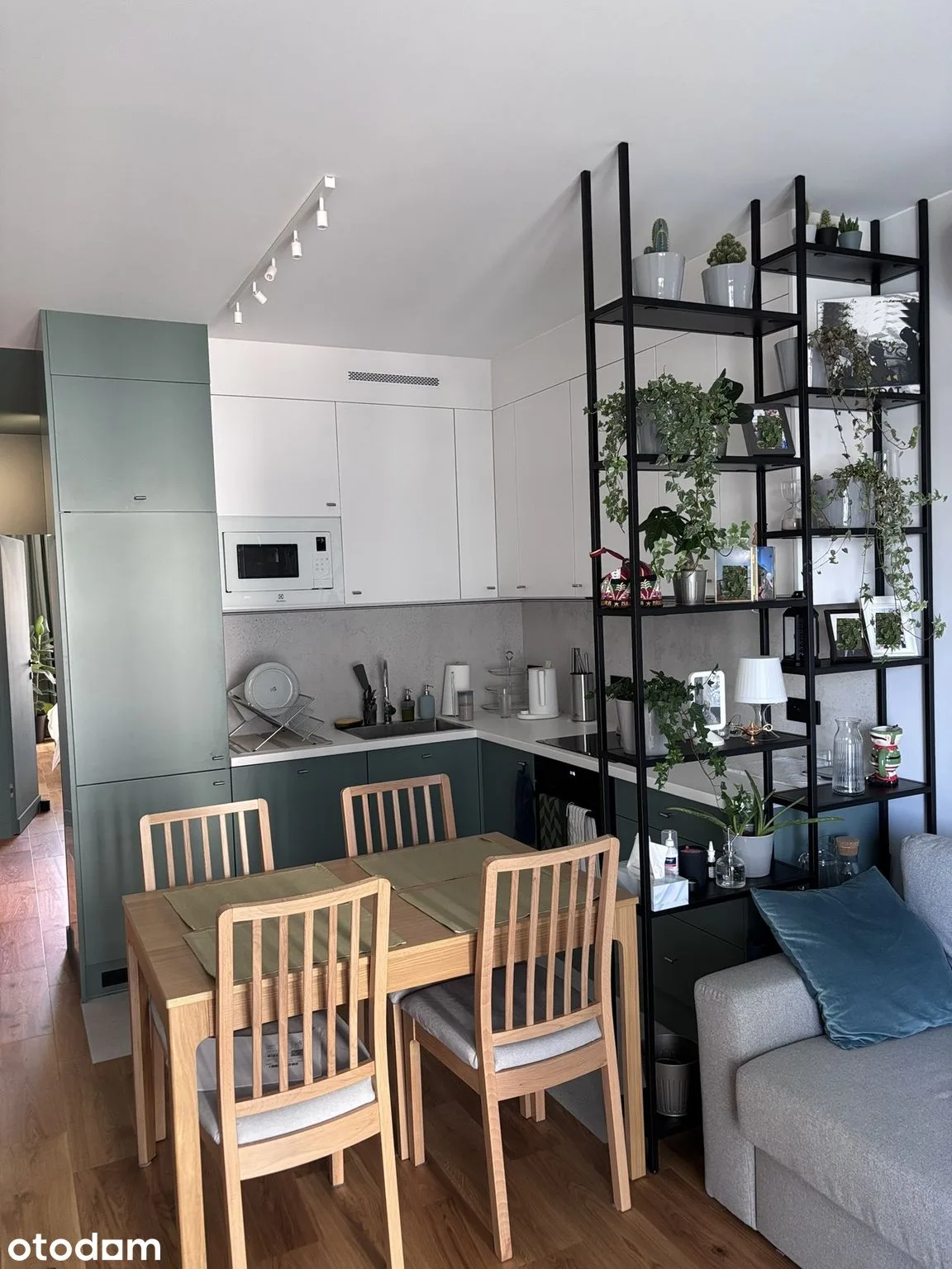 55 m², balkon, klimatyzacja, garaż