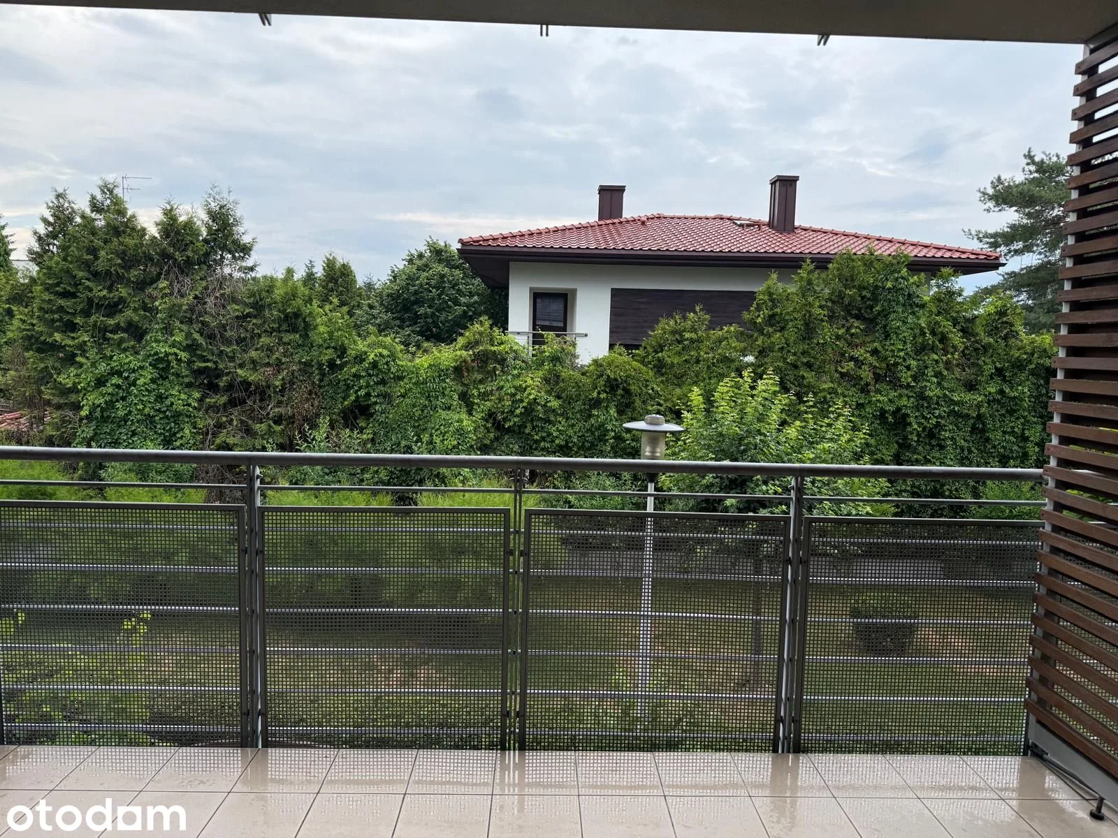 balcony