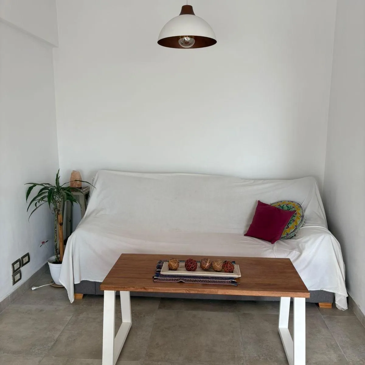 2 quartos, varanda norte, mobiliado