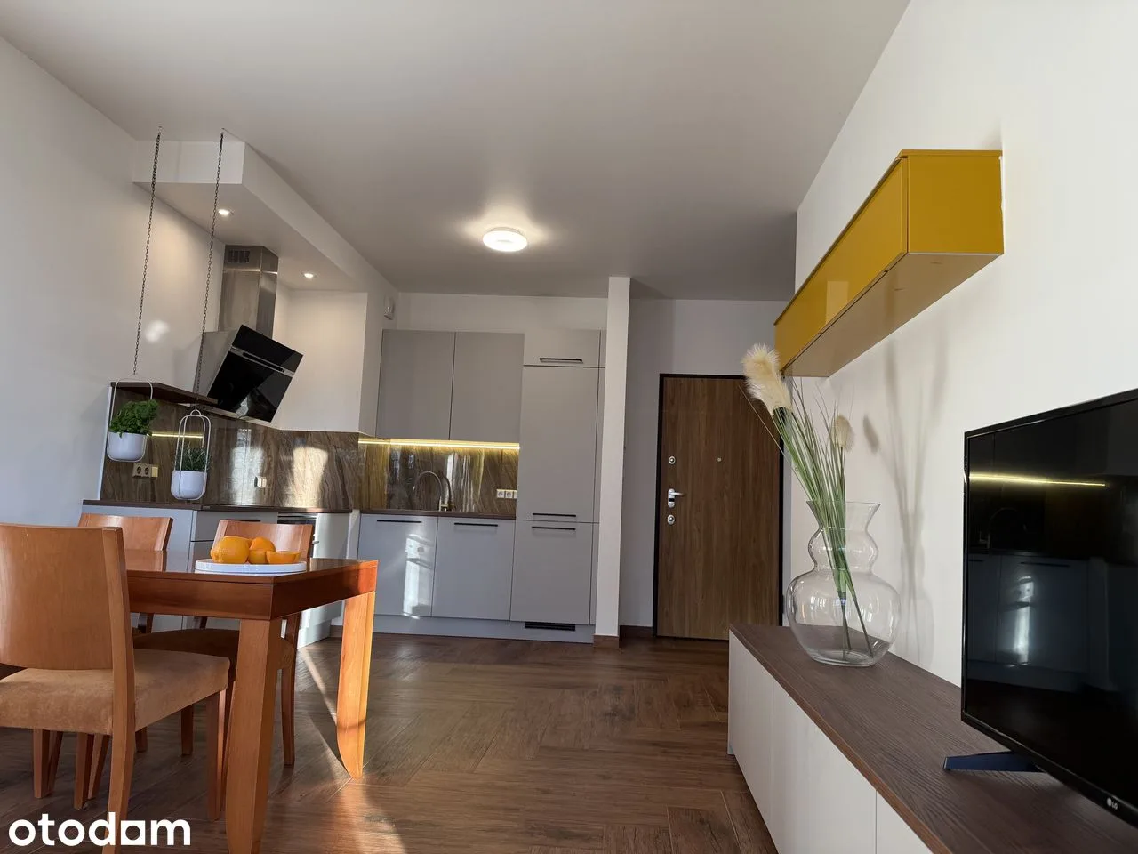 1 bedroom with parking and balcony, Ursynów