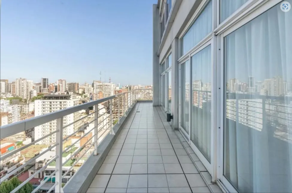 balcony