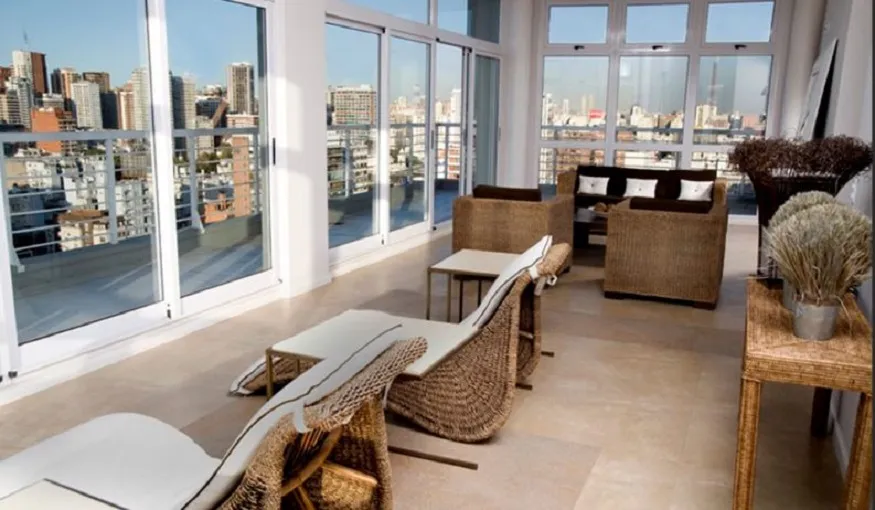 balcony