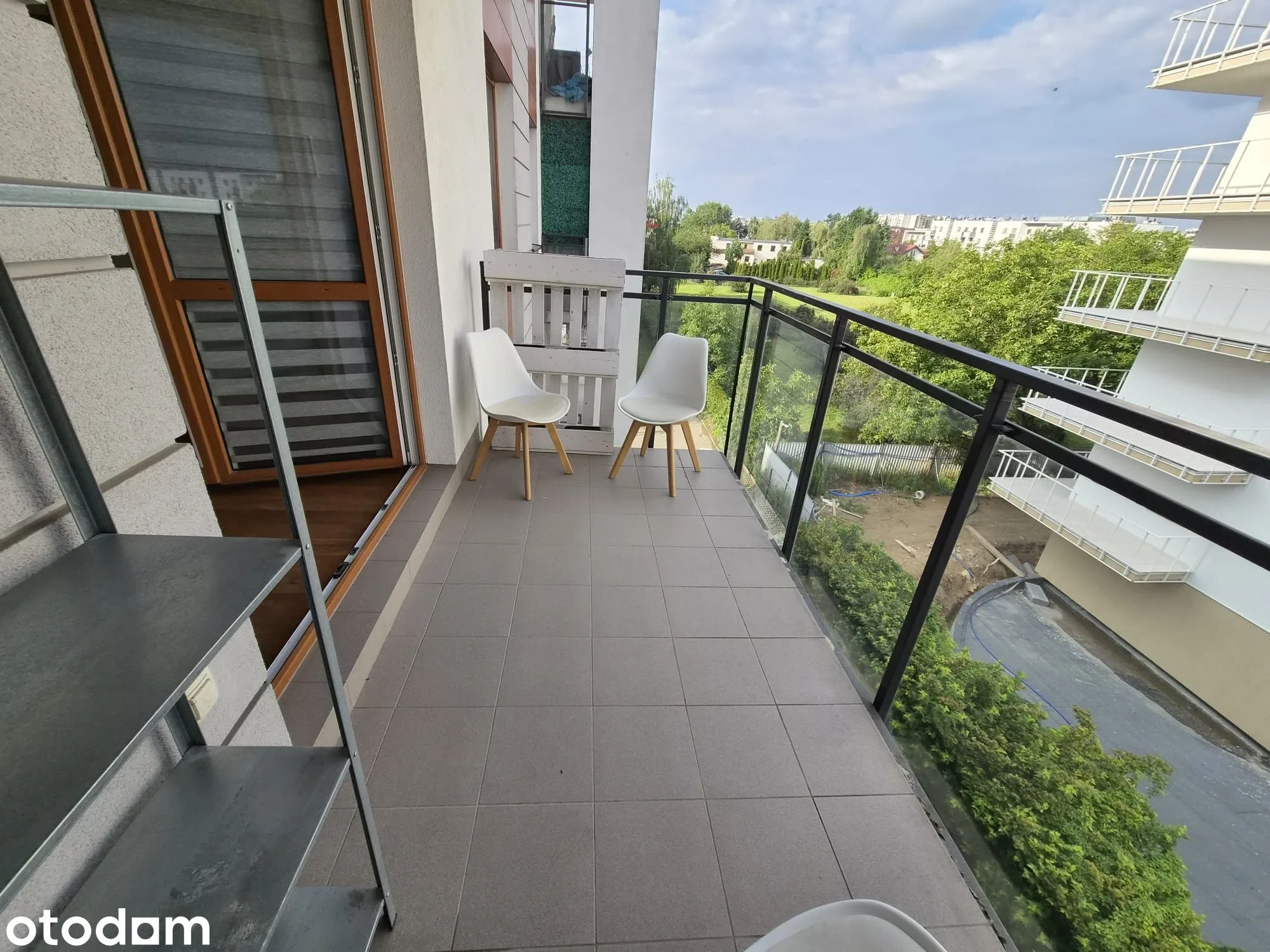 balcony