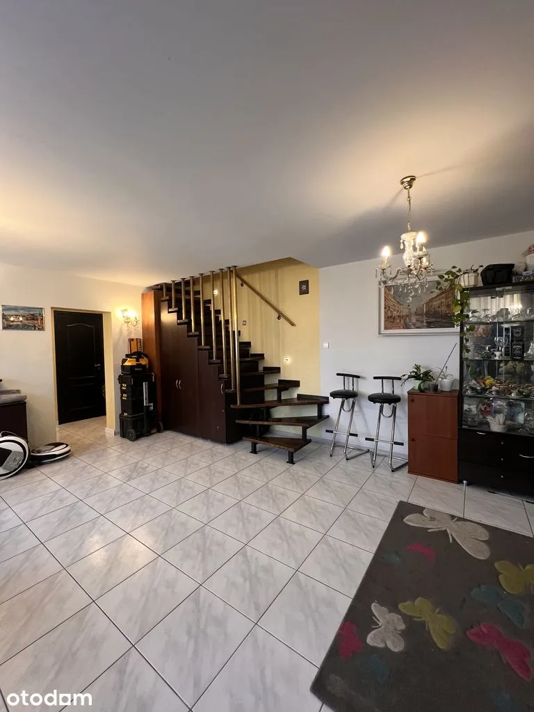 3 спальни с парковкой, Bielany