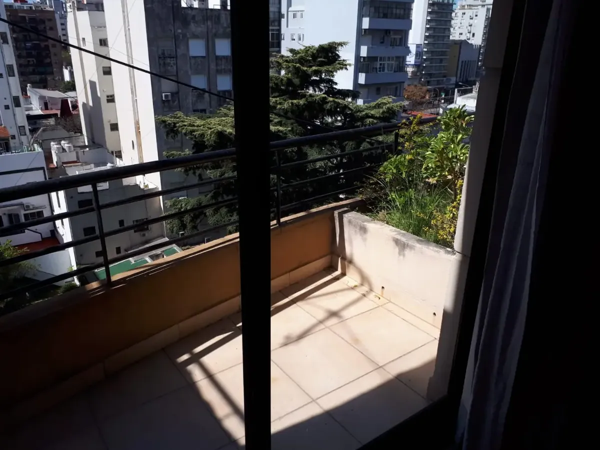 Studio with pool and balcony, Núñez