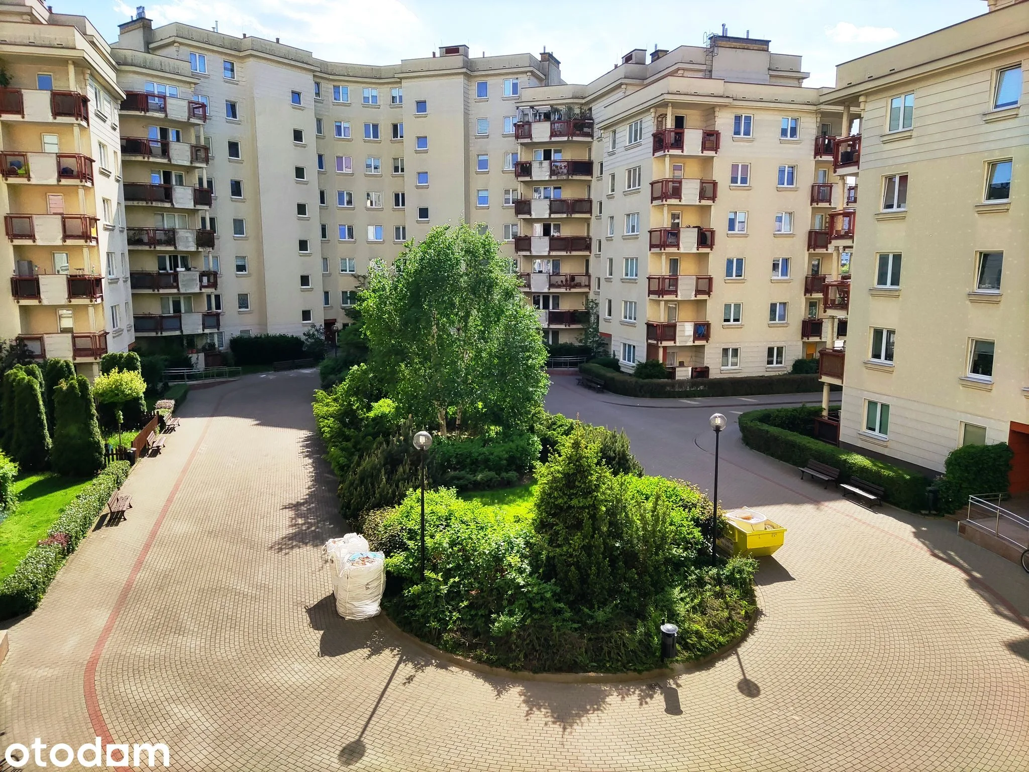 balcony