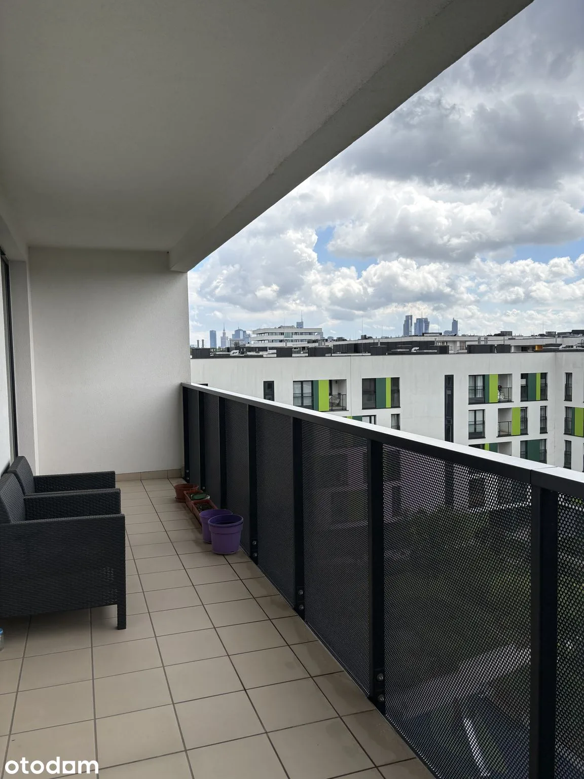 balcony