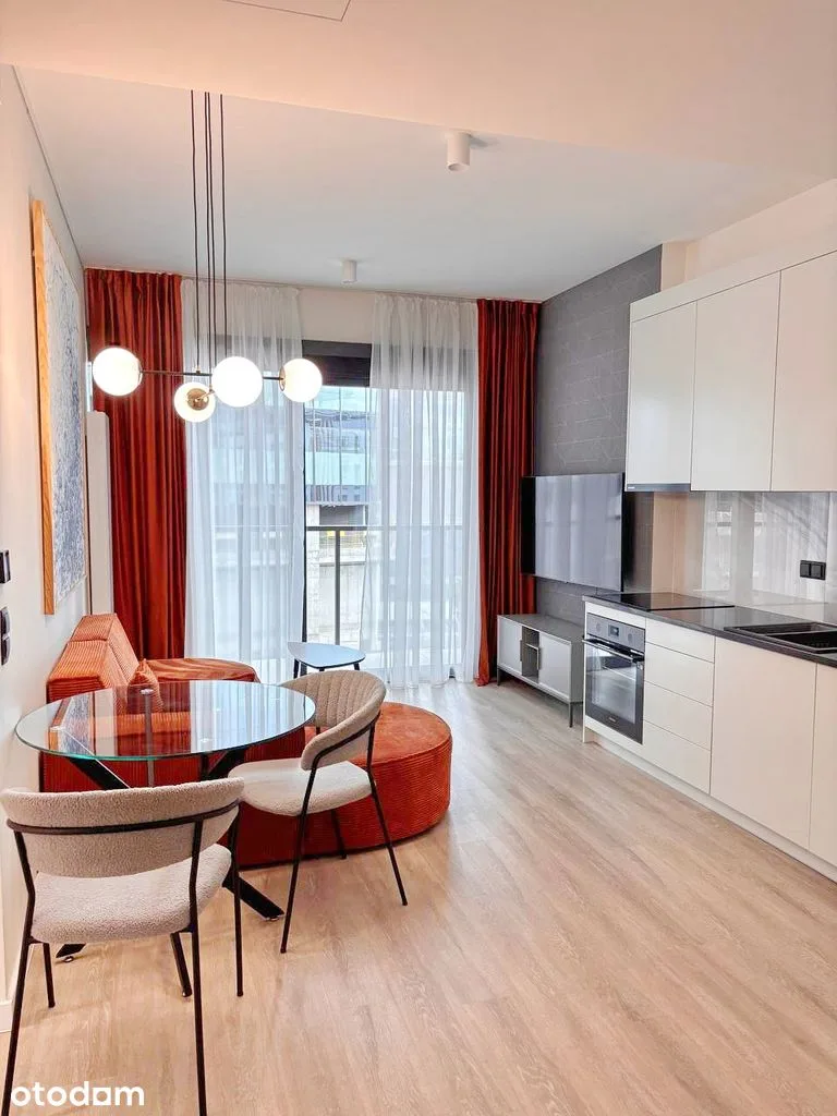 1 bedroom with gym and balcony, Wola