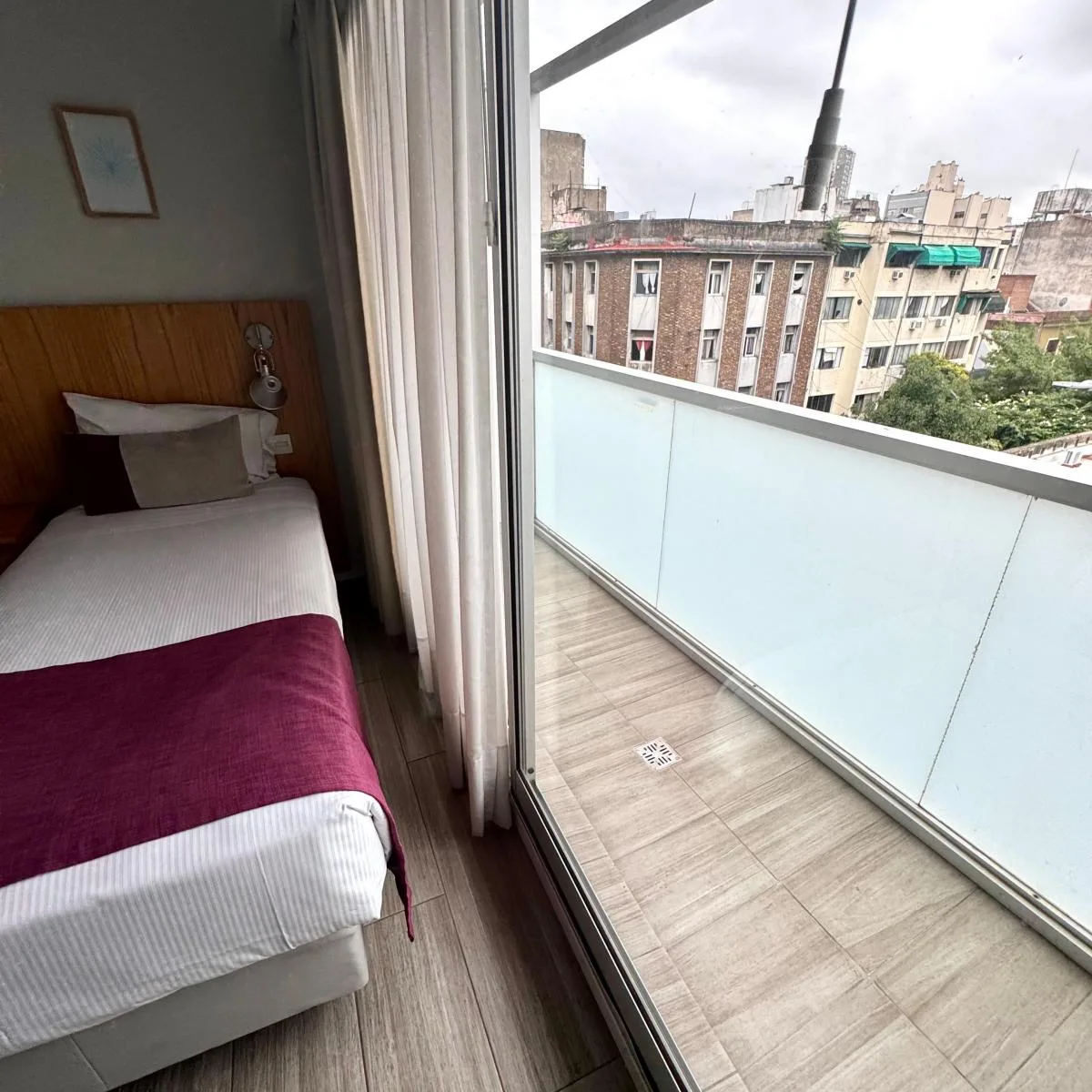 balcony