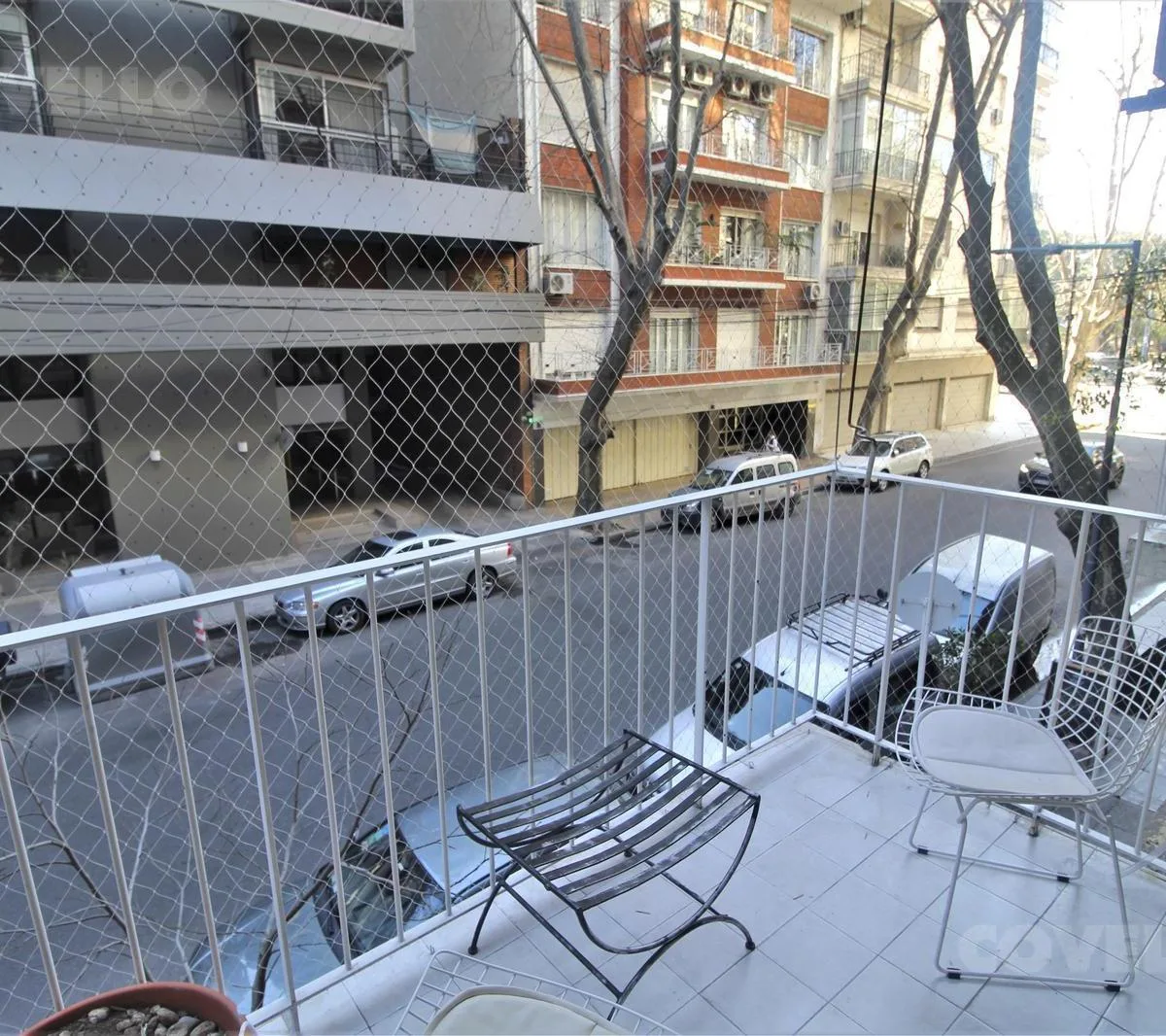 balcony