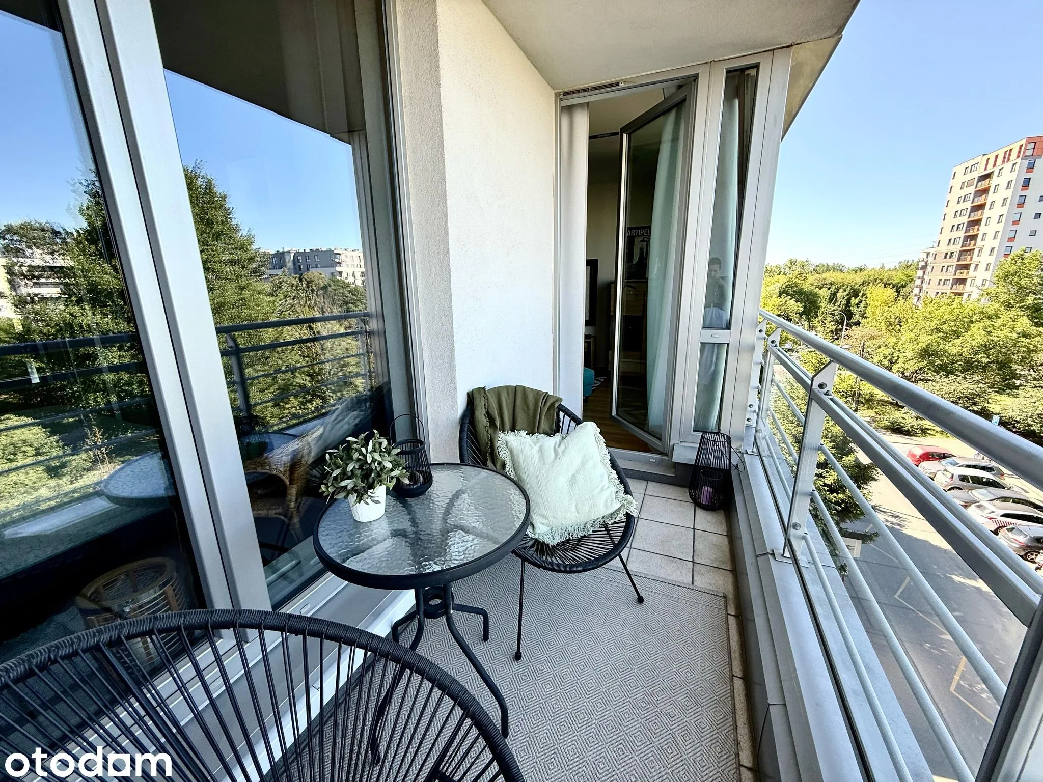 balcony