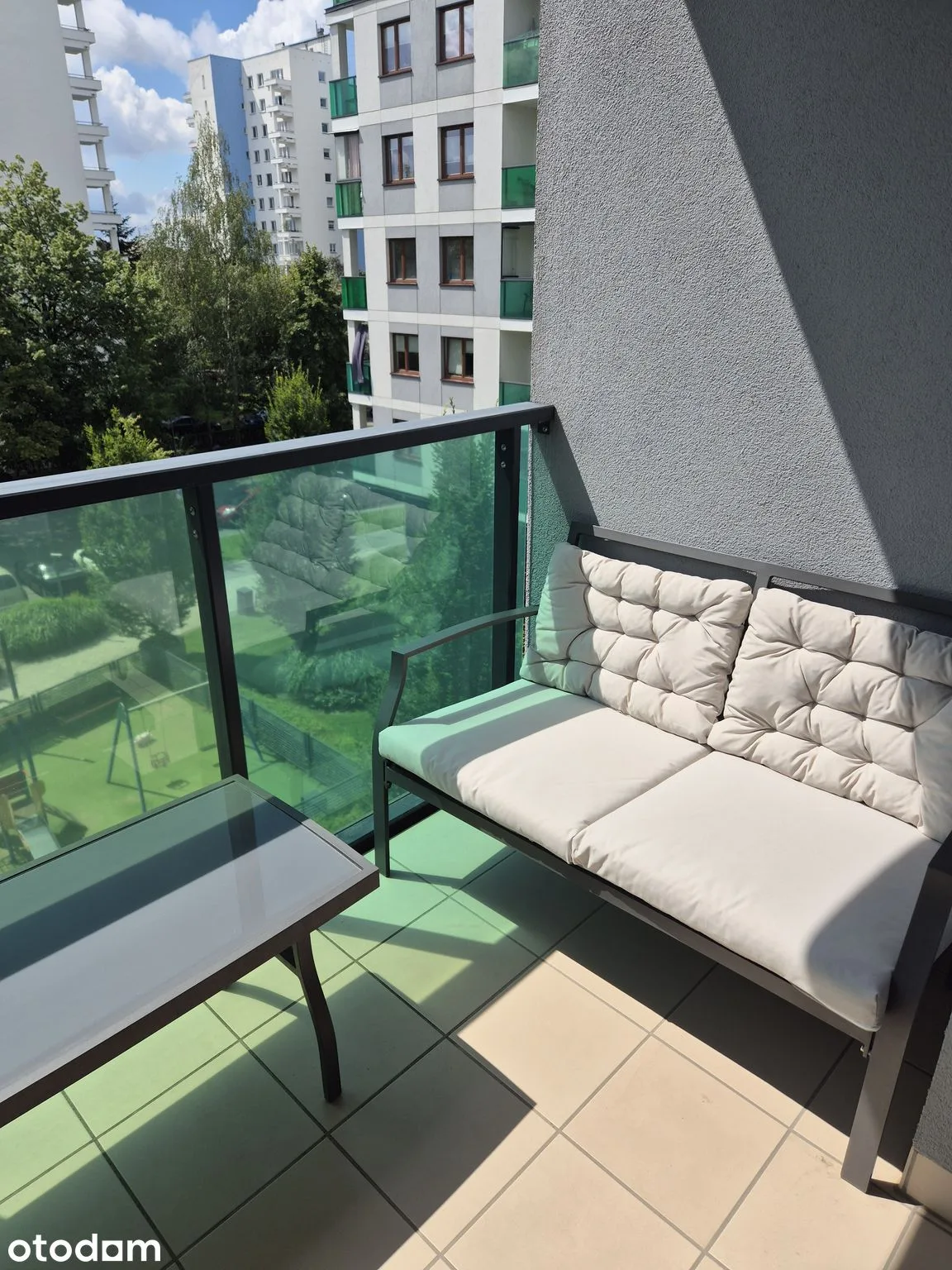 balcony