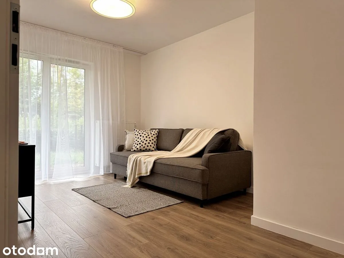 1 bedroom with parking and garden, Mokotów