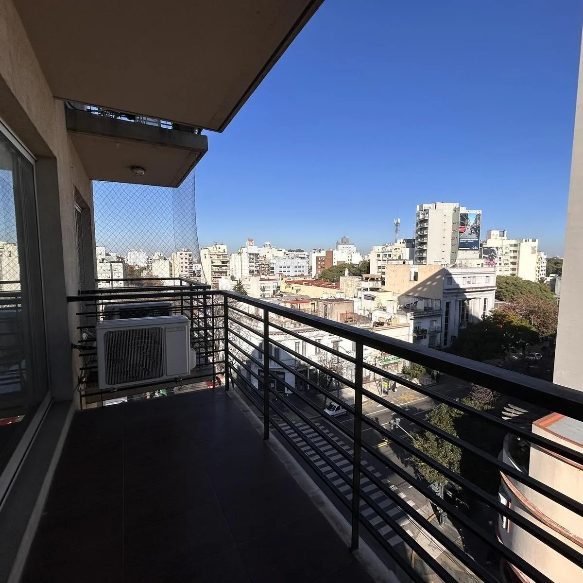 balcony