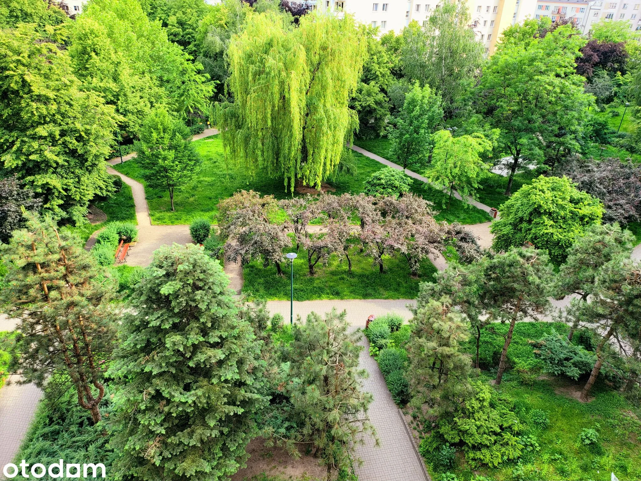 60 м², 3 кімнати, балкон