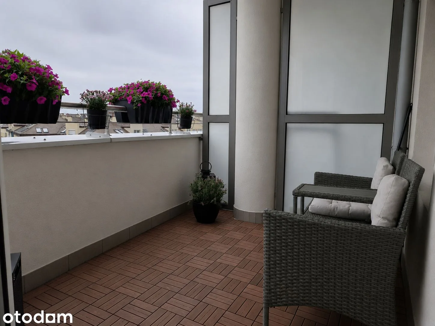 balcony