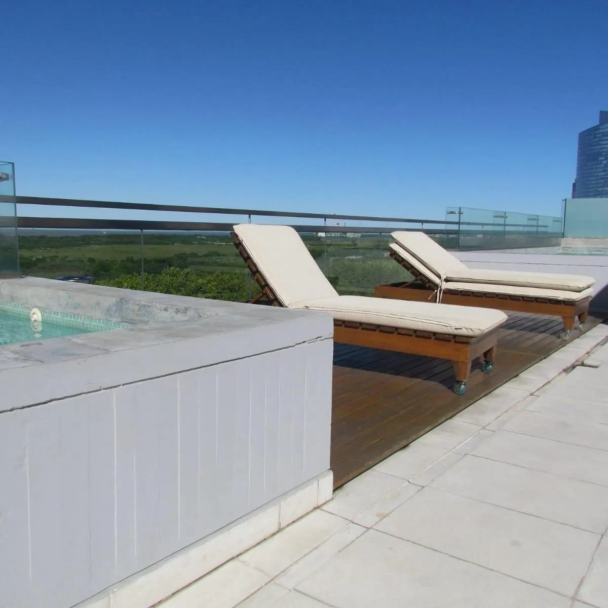 balcony