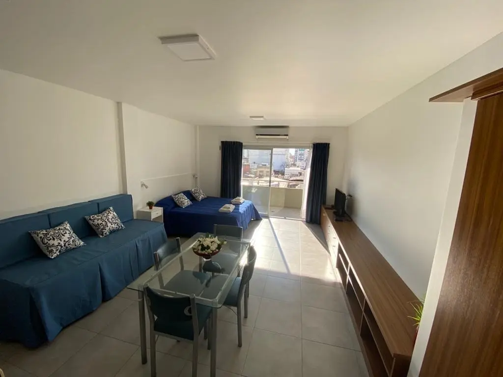 Kitnet com garagem e varanda, San Cristóbal