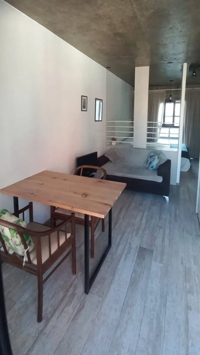Monoambiente con pileta y balcón, Belgrano