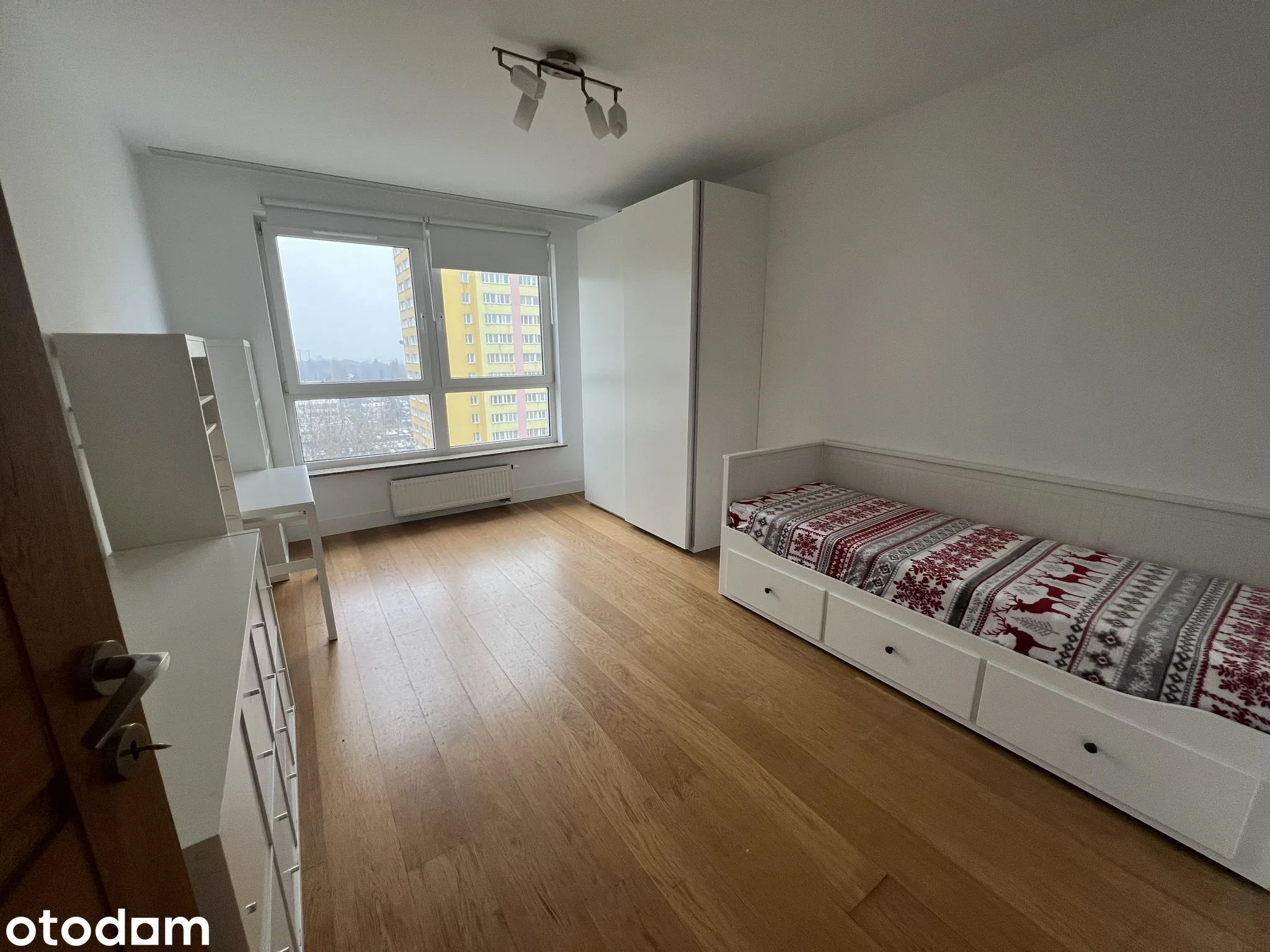 82 m² apartment, loggia
