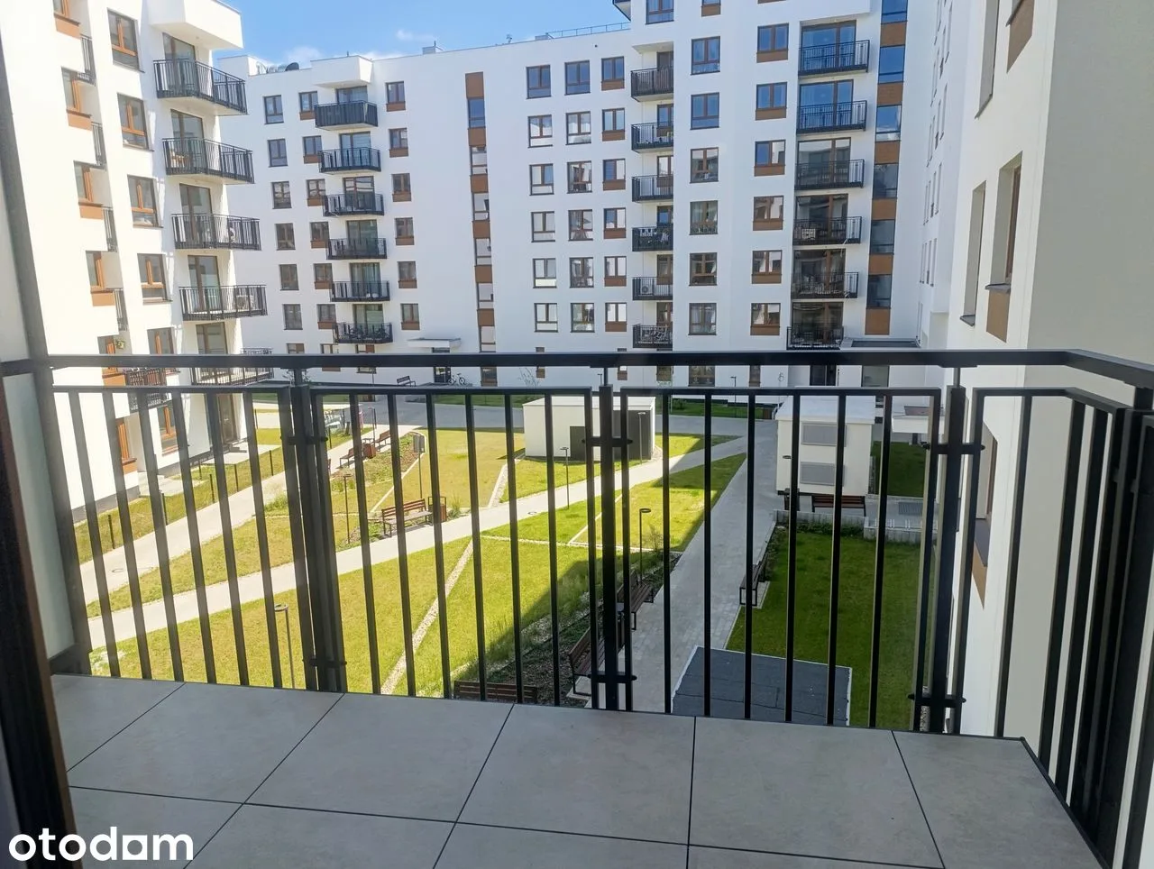 balcony