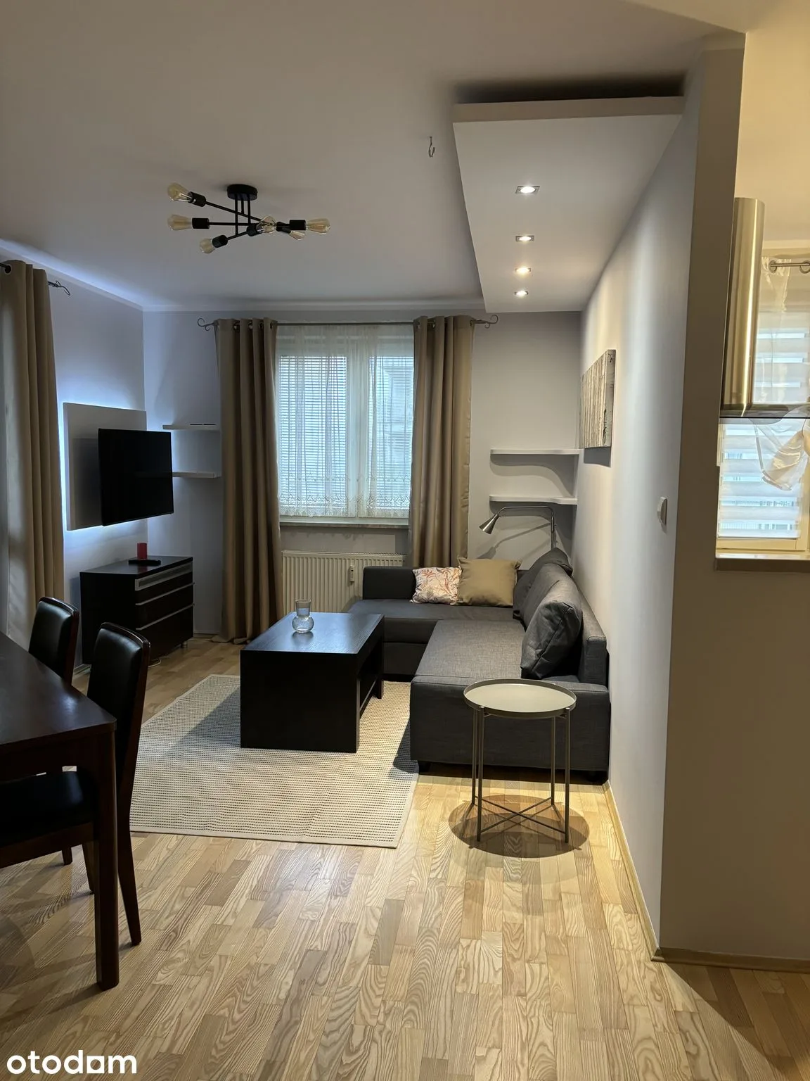 2 bedrooms with pool and parking, Mokotów