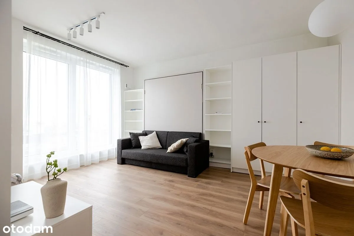 Studio with parking and gym, Wola
