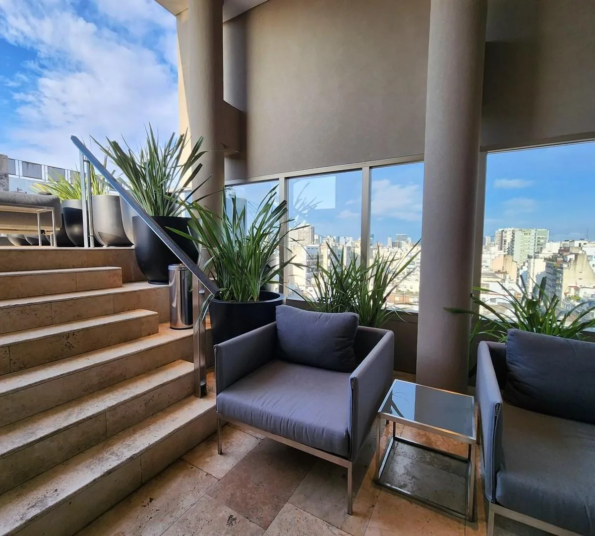 balcony