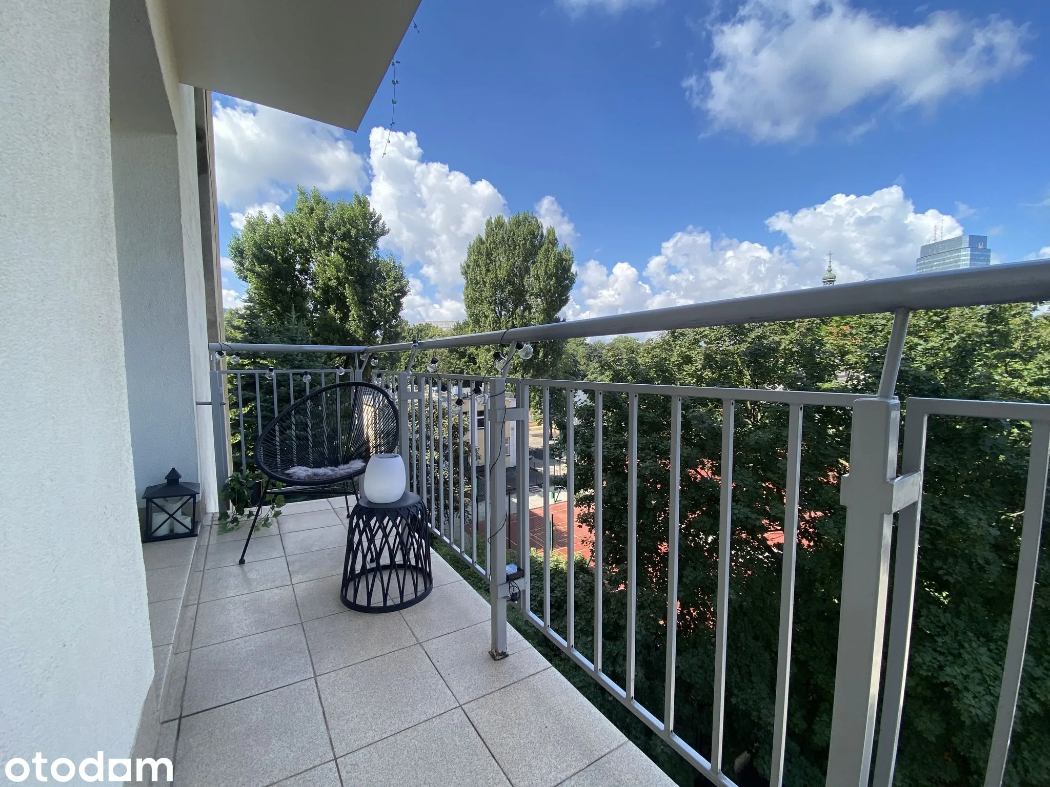 balcony