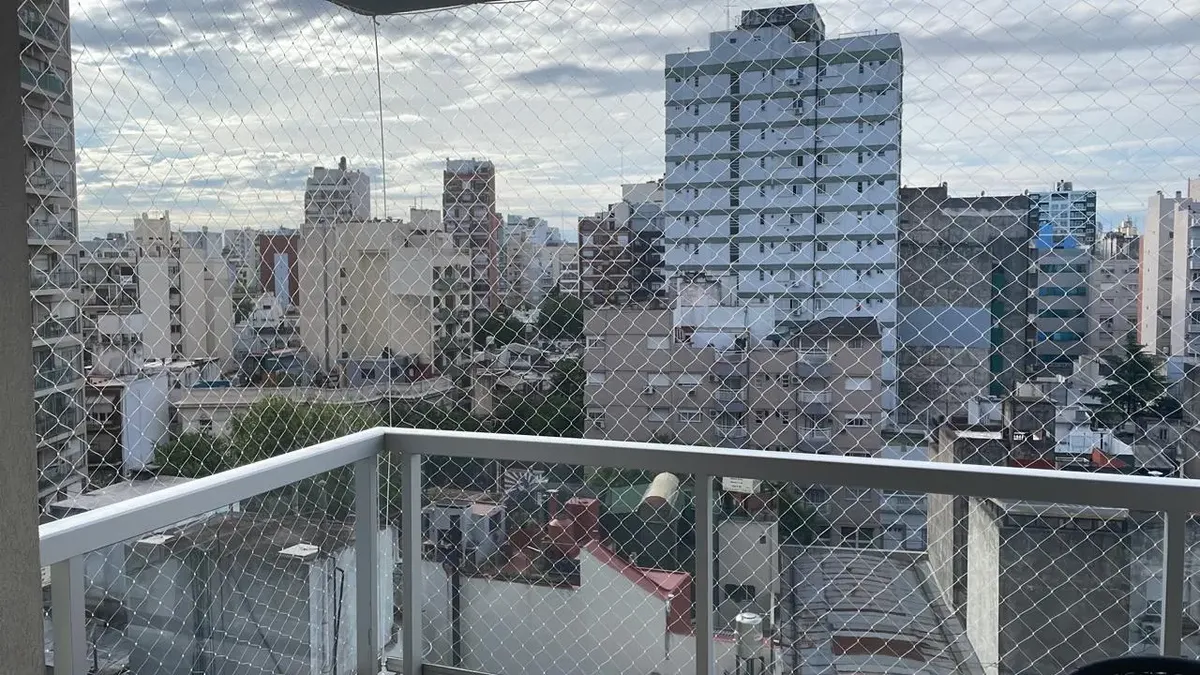 Furnished 3-room unit, pool and gym